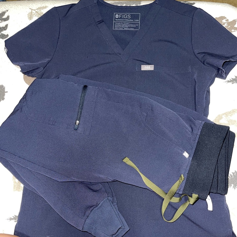 Figs scrubs XXS NWOT